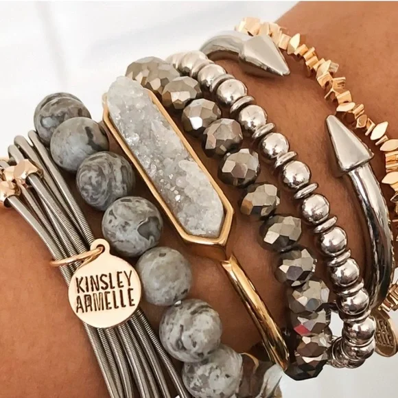 Kinsley Armelle - SPIKE COLLECTION - SILVER BRACELET - Picture 2 of 14